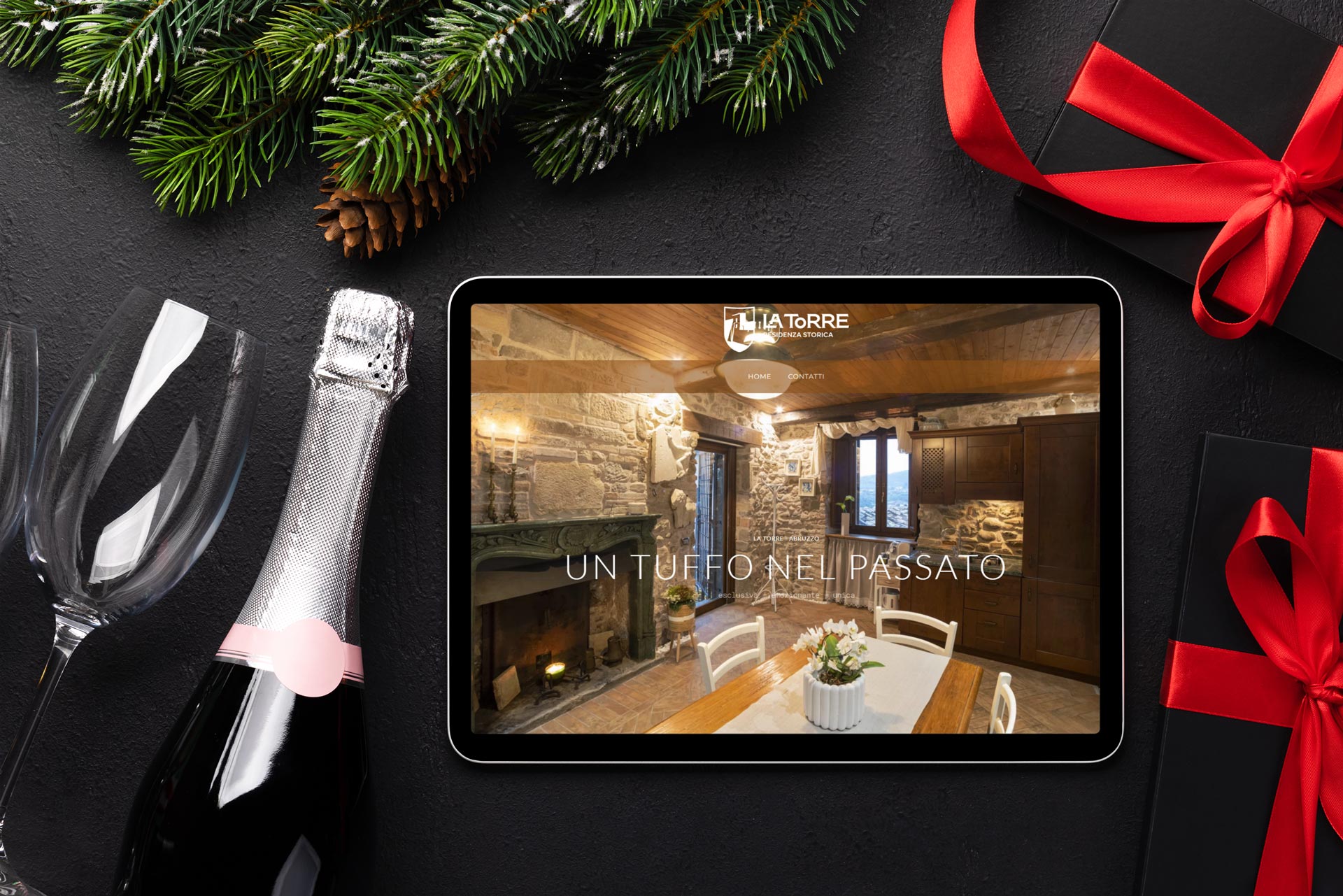 Mockup tablet con sito web Abruzzo Tower Bed and Breakfast romantico a Montorio al Vomano in Abruzzo