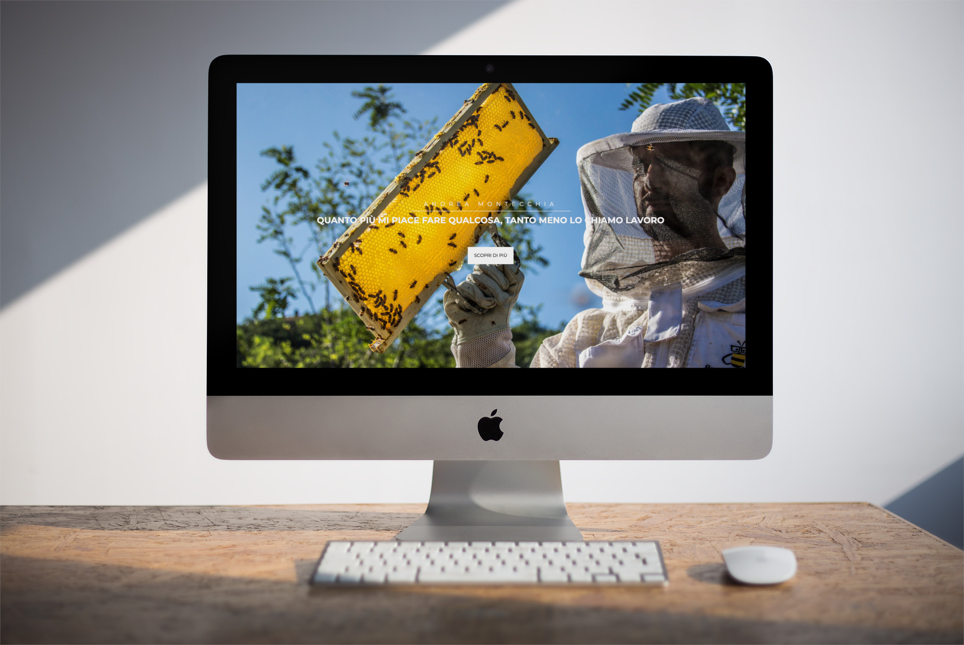 IMac con aperta la Home Page del sito web e-commerce di Bottega Montecchia