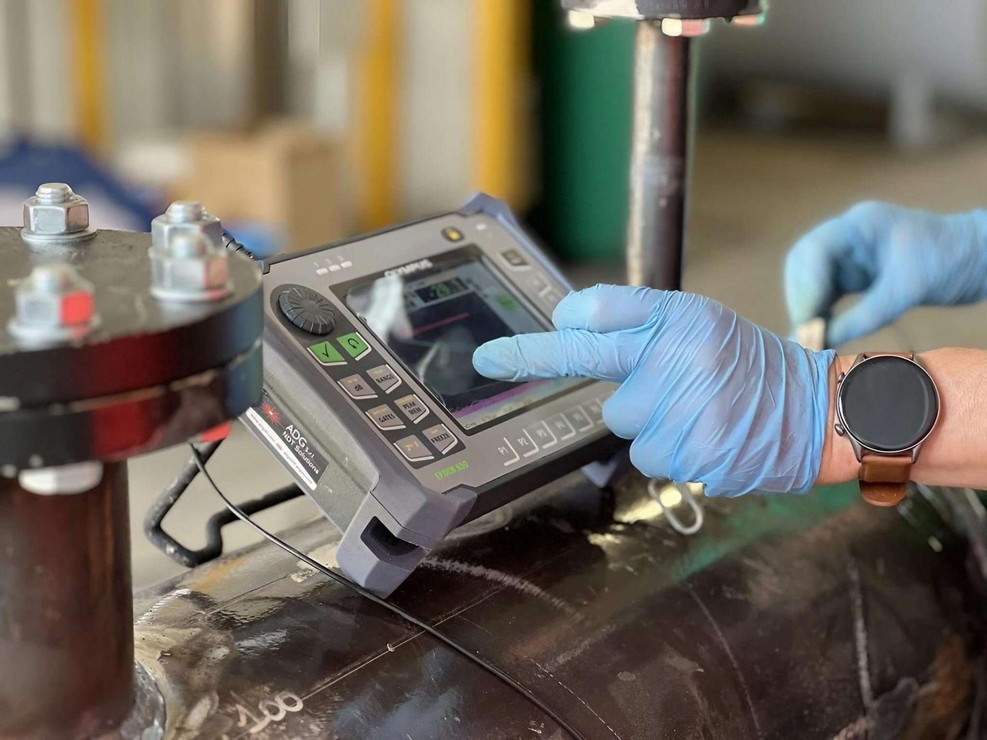 Serbatoi per carburante ItalTanx durante lavorazione aziendale
