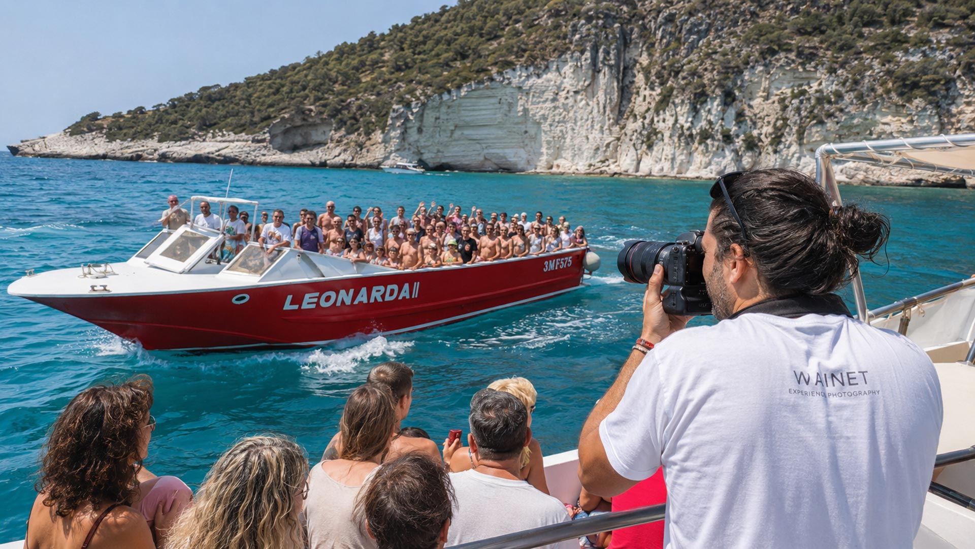 Fotografo durante servizio fotografico per Motobarche Leonarda di Vieste nel Gargano
