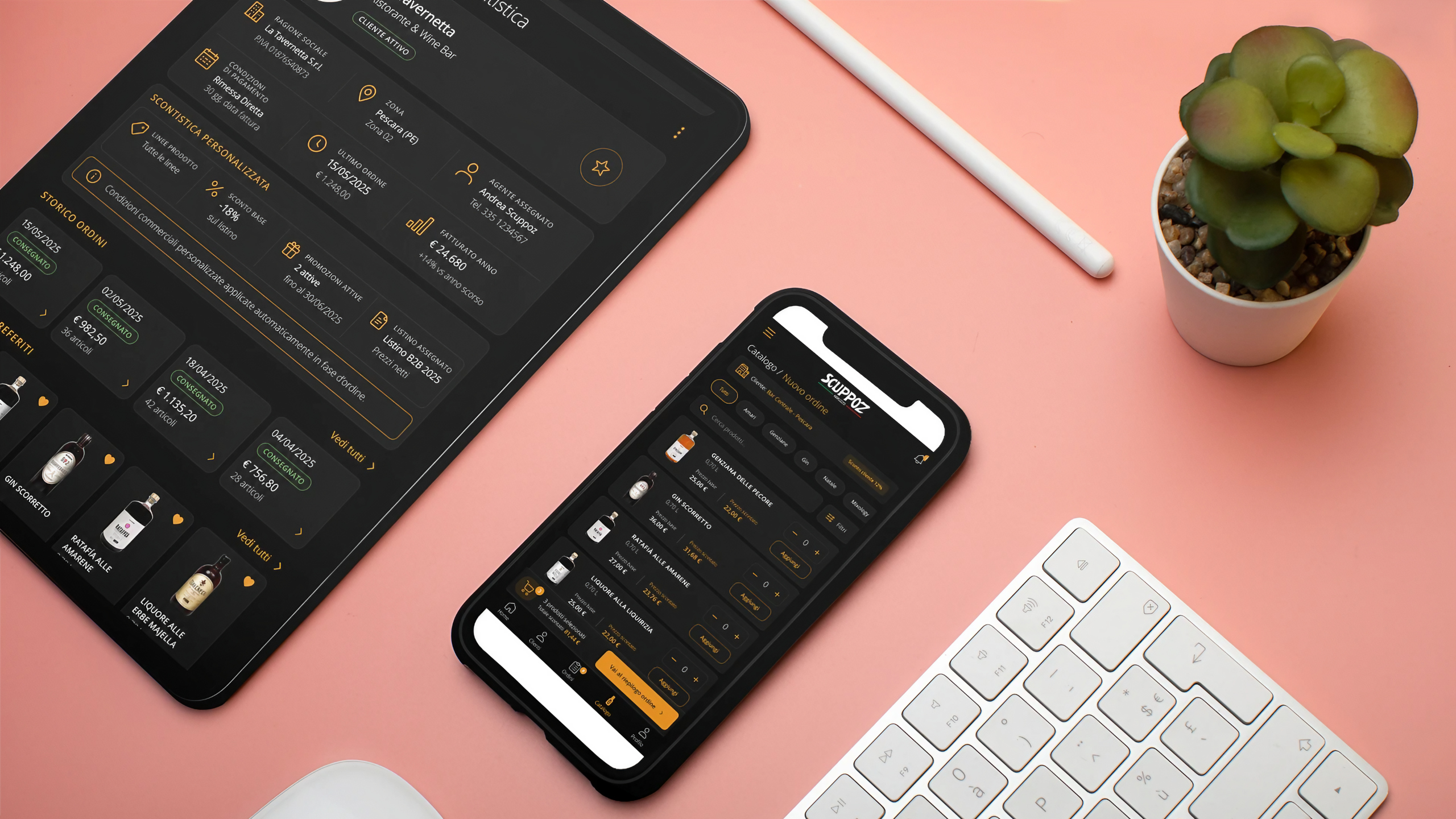 IPad e iPhone mostrano sullo schermo l'App Scuppoz per agenti