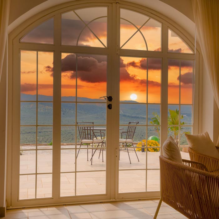 Tramonto alla finestra presso La Posta del Guardiano Country House a Vieste nel Gargano