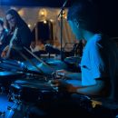 Batterista durante il concerto organizzato per l'evento Team Horse