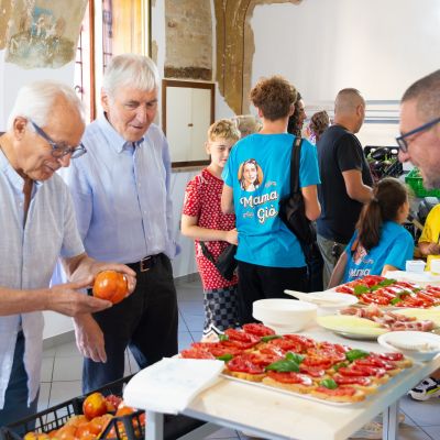Punto vendita Mamagio a Mosciano Sant'Angelo con prodotti naturali coltivati a km zero