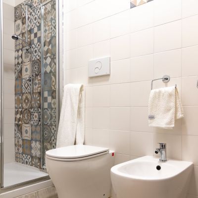 Bagno doccia Bed and Breakfast Duccio al Mare camere vacanze estive a Vieste nel Gargano