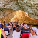 Grotte Marine di Vieste nel Gargano durante escursione Motobarche Leonarda