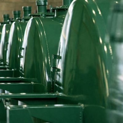 Serbatoi per carburante ItalTanx durante lavorazione aziendale