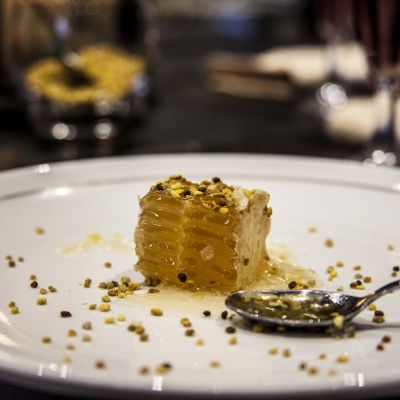 Cubetto di favo shooting fotografico per Bottega Montecchia