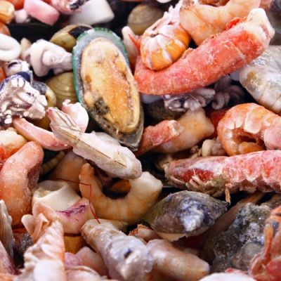Misto mare surgelato con gamberi, cozze e altri molluschi