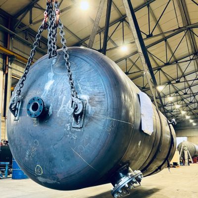 Serbatoi per carburante ItalTanx durante lavorazione aziendale