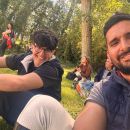 Selfie di due componenti del Team Horse durante una giornata all'aperto