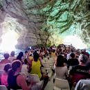 Grotte Marine di Vieste nel Gargano durante escursione Motobarche Leonarda