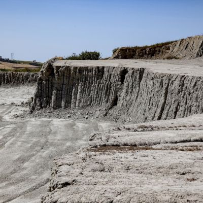 Scavi nel terreno in cava SIAI a Petacciato di Campobasso in Molise