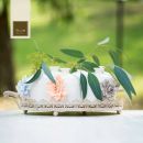 Centrotavola rettangolare con fiori bianchi e rosa